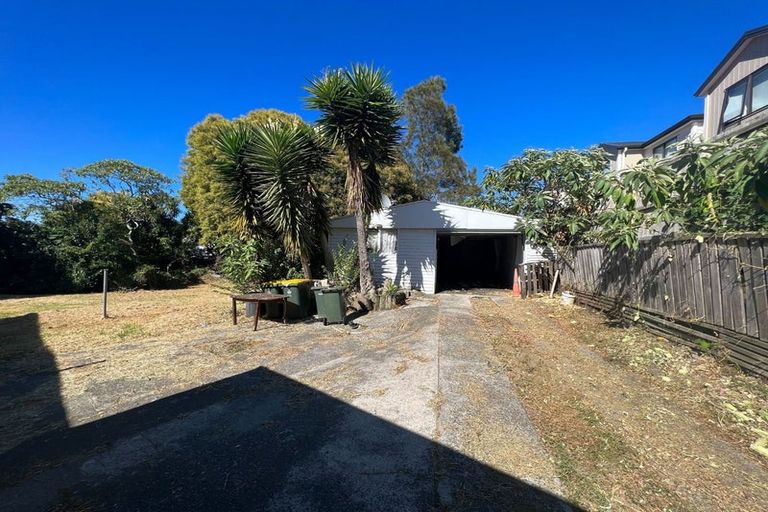 Photo of property in 15 Surrey Street, Manurewa, Auckland, 2102