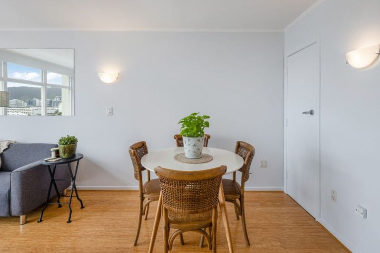 Photo of property in 22/4f Claremont Grove, Mount Victoria, Wellington, 6011