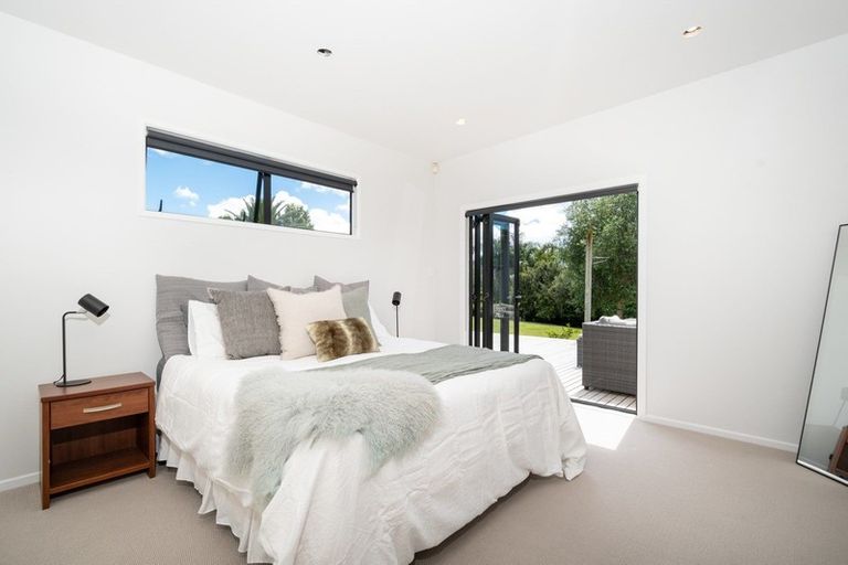 Photo of property in 24a Cambridge Road, Riverhead, 0820