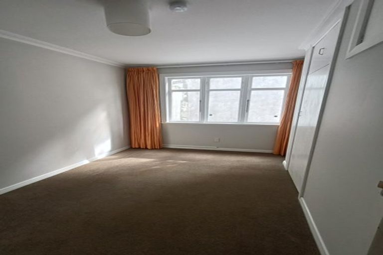 Photo of property in 47 Randwick Road, Northland, Wellington, 6012