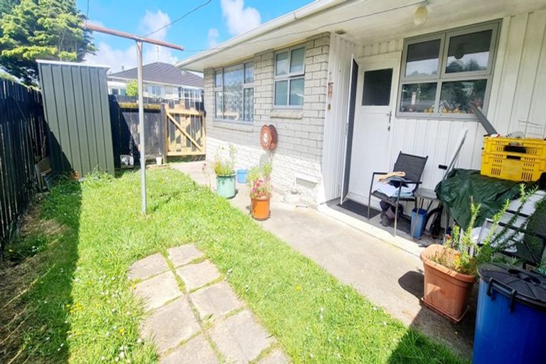 Photo of property in 10/10f Rawson Street, Tawa, Wellington, 5028
