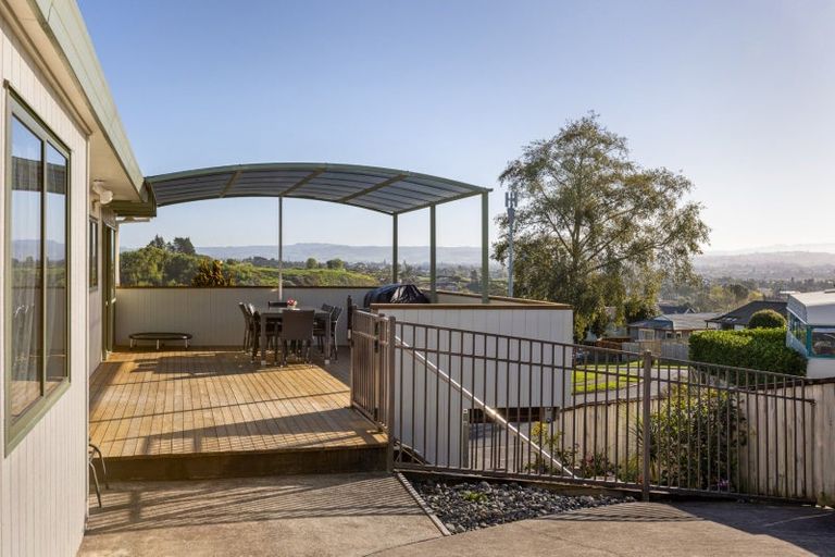 Photo of property in 73 Osprey Drive, Welcome Bay, Tauranga, 3112