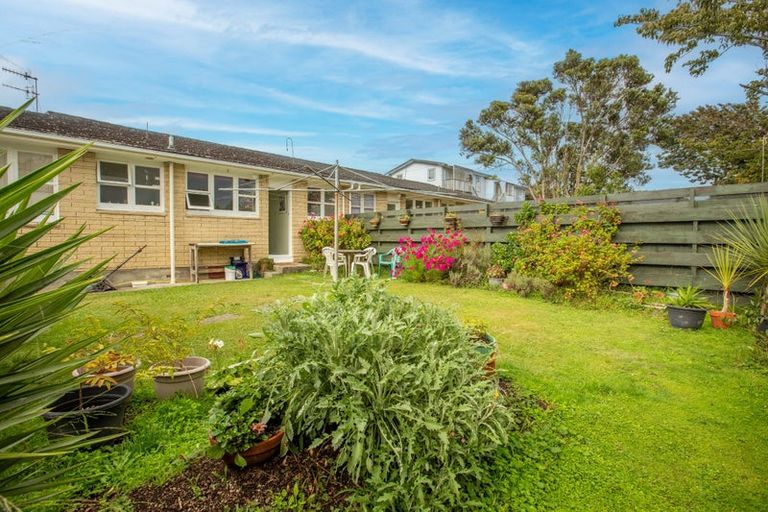 Photo of property in 2/38 Kapiti Road, Paraparaumu, 5032