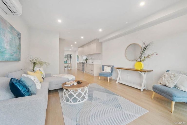 Photo of property in 5/28 Ludlow Terrace, Totara Vale, Auckland, 0627