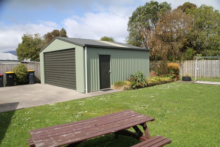 Photo of property in 56 Fonblanque Street, Westport, 7825