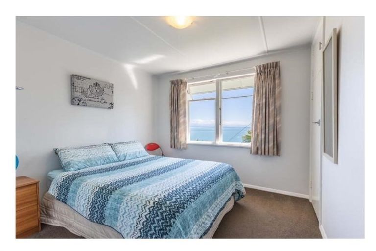 Photo of property in 3 Grenville Terrace, Moana, Nelson, 7011