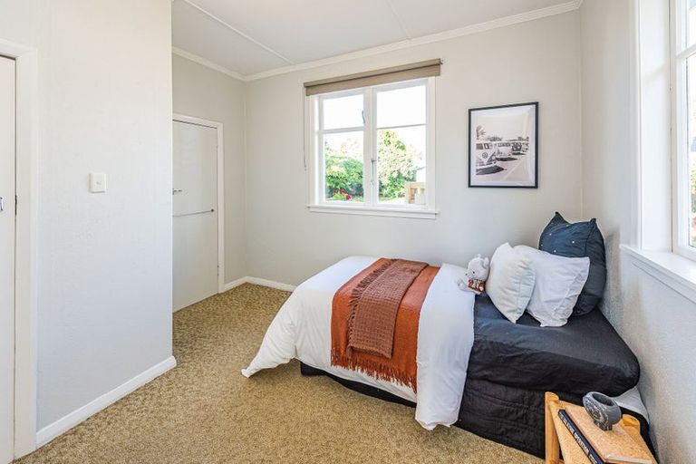 Photo of property in 12 Ward Street, Aramoho, Whanganui, 4500