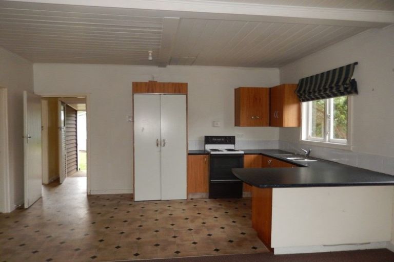 Photo of property in 46-48 Rangitake Drive, Spotswood, New Plymouth, 4310