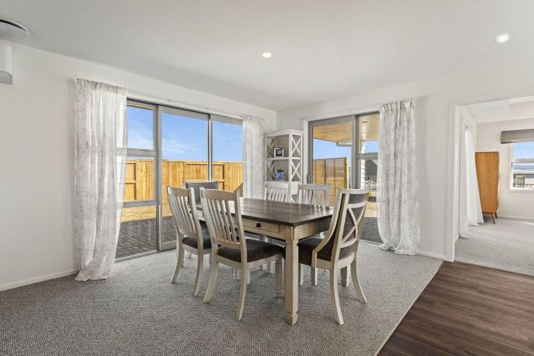Photo of property in 16 Makomako Crescent, Wharewaka, 3330