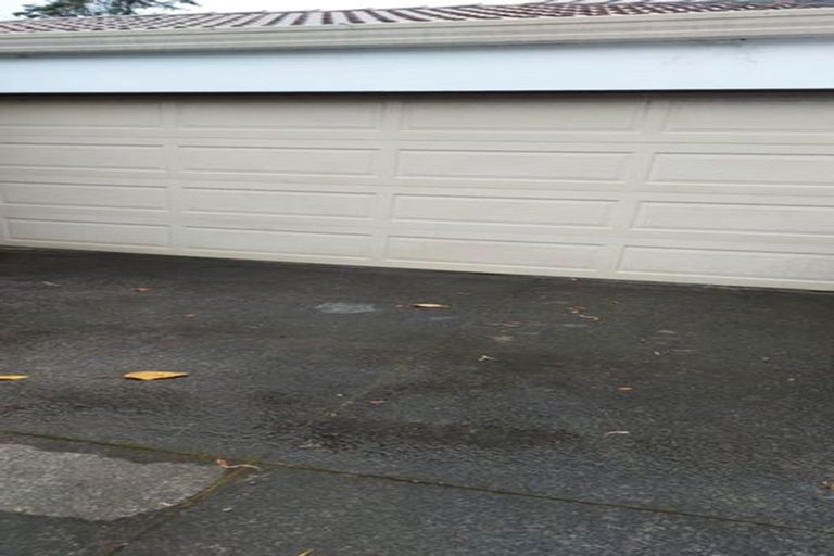 Photo of property in 32a Cutler Street, New Lynn, Auckland, 0600
