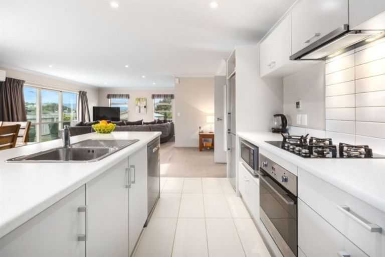 Photo of property in 76 Staithes Drive North, Whitby, Porirua, 5024