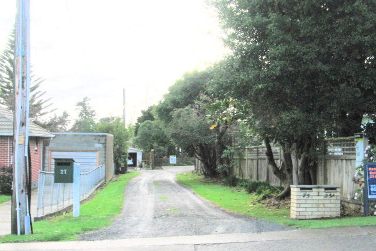 Photo of property in 25a Hira Street, Waikanae, 5036