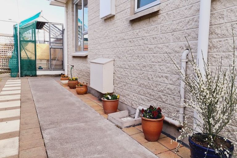 Photo of property in 1/24 Oxford Street, Taradale, Napier, 4112