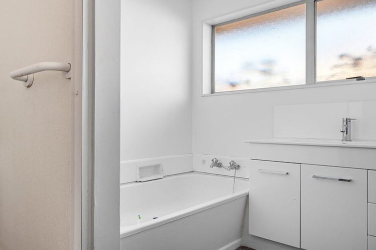 Photo of property in 5 Camrose Place, Ilam, Christchurch, 8041