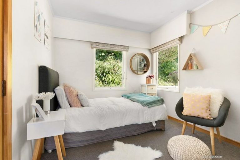 Photo of property in 13 Dasent Street, Karori, Wellington, 6012