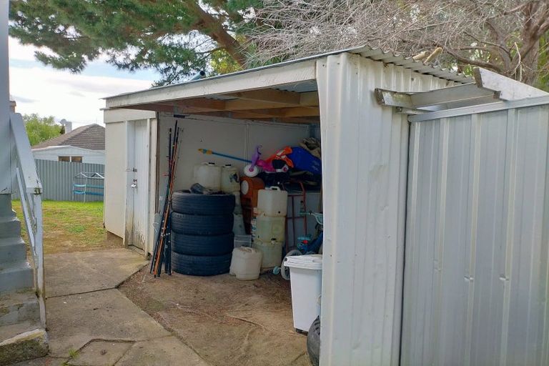 Photo of property in 1 Hartgill Crescent, Dannevirke, 4930