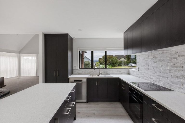 Photo of property in 34 Coppelia Avenue, Omokoroa, 3114
