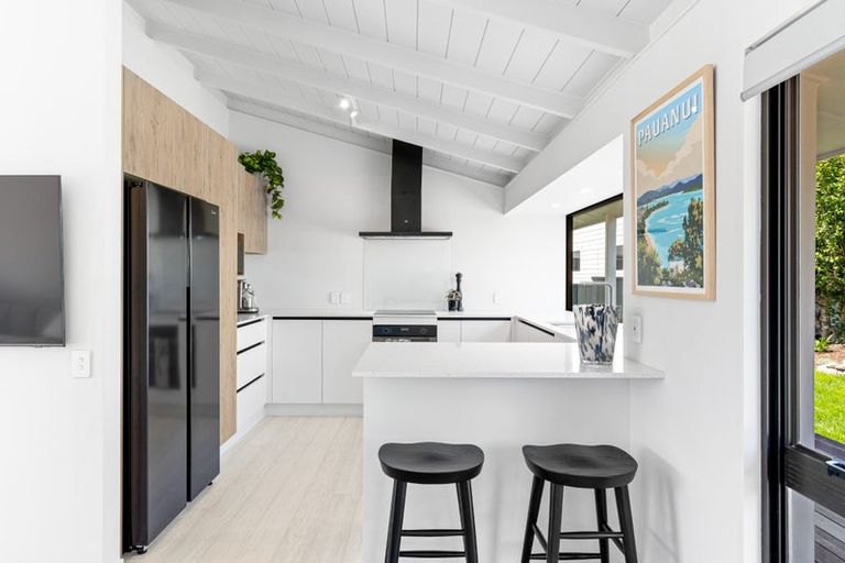 Photo of property in 161 Vista Paku, Pauanui, Hikuai, 3579