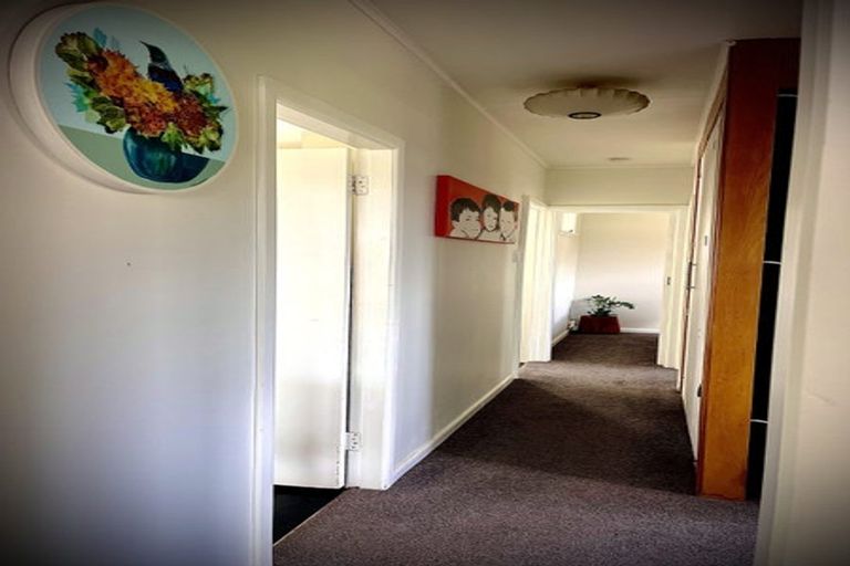 Photo of property in 21 Tindalls Bay Road, Tindalls Beach, Whangaparaoa, 0930