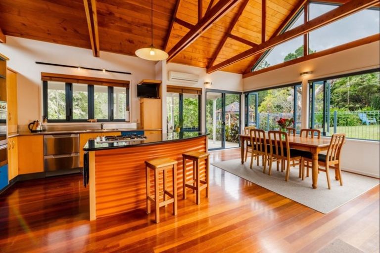 Photo of property in 347 Taylor Road, Helensville, Waimauku, 0882