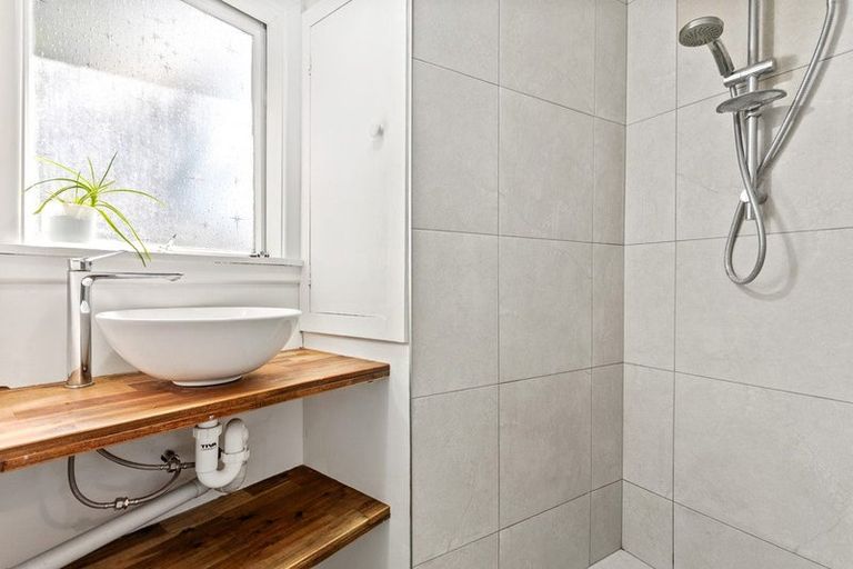 Photo of property in 16 Penfold Square, Leithfield, 7481