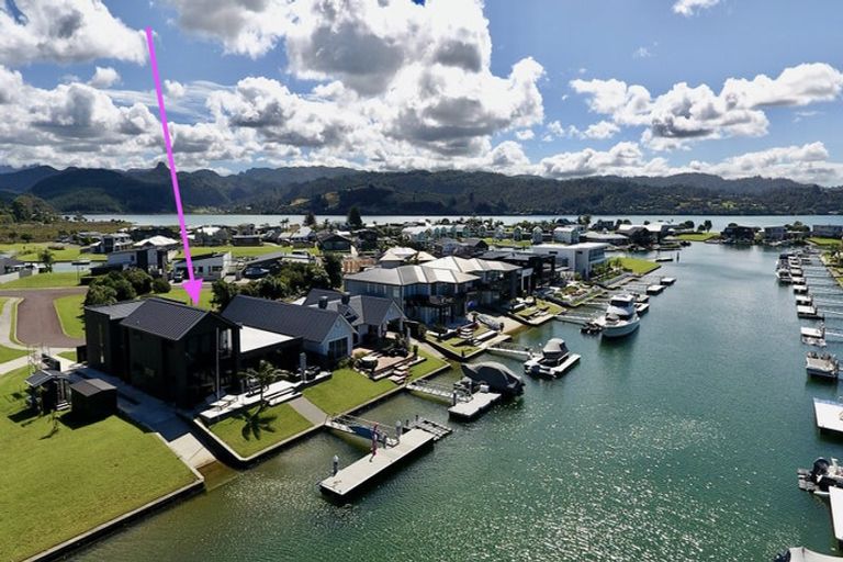 Photo of property in 118 Motu Iti, Pauanui, Hikuai, 3579