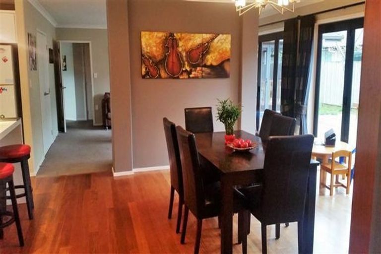 Photo of property in 22 Wiltshire Drive, Huntington, Hamilton, 3210