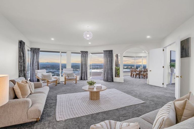 Photo of property in 126 Cannon Hill Crescent, Mount Pleasant, Christchurch, 8081