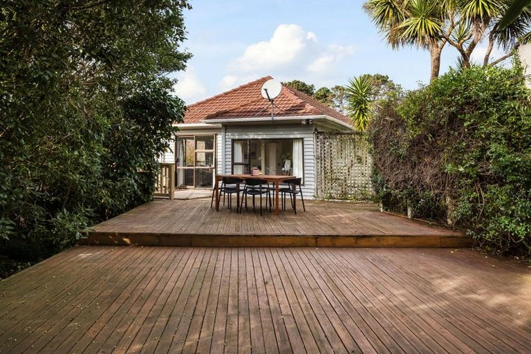 Photo of property in 15 Chew Place, Ranui, Porirua, 5024