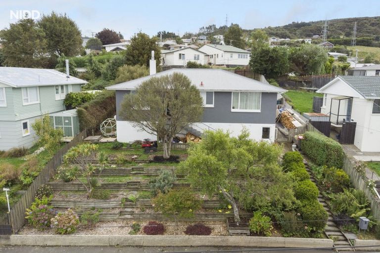 Photo of property in 6 Hanlon Street, Halfway Bush, Dunedin, 9010