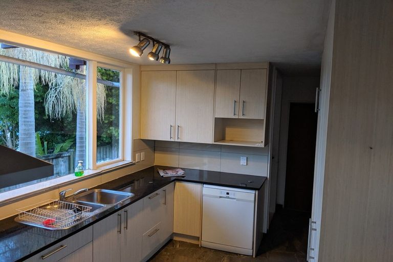 Photo of property in 38 Greenhill Crescent, Pakuranga, Auckland, 2010