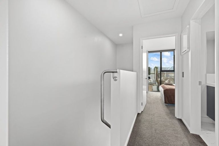 Photo of property in 10/9 Marcroft Street, Woolston, Christchurch, 8062