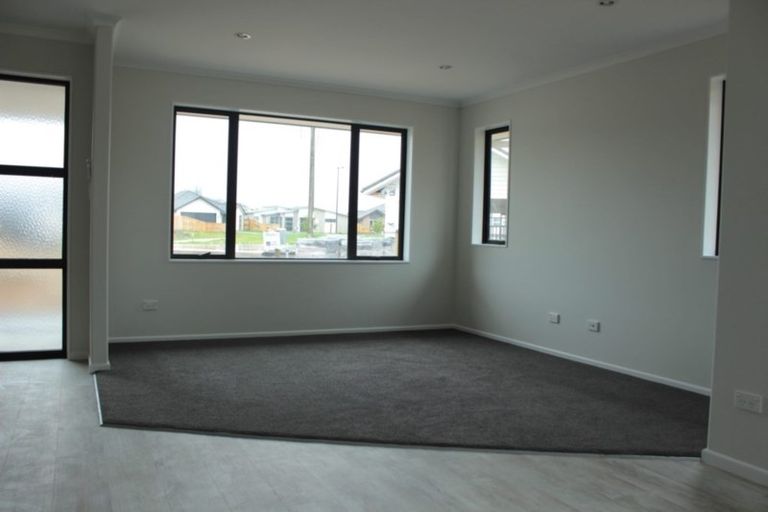 Photo of property in 17 Oolong Court, Huntington, Hamilton, 3210