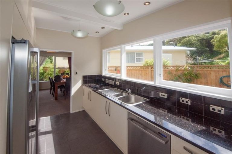Photo of property in 3 Silverbirch Grove, Churton Park, Wellington, 6037