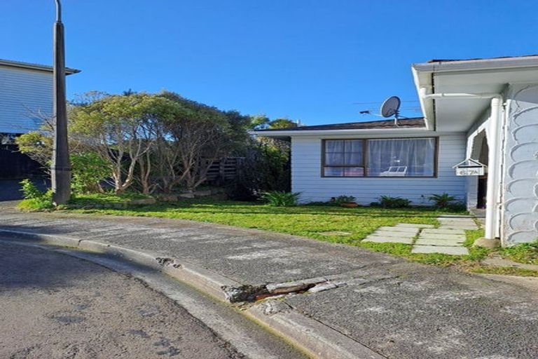 Photo of property in 67ab Thurleigh Grove, Karori, Wellington, 6012
