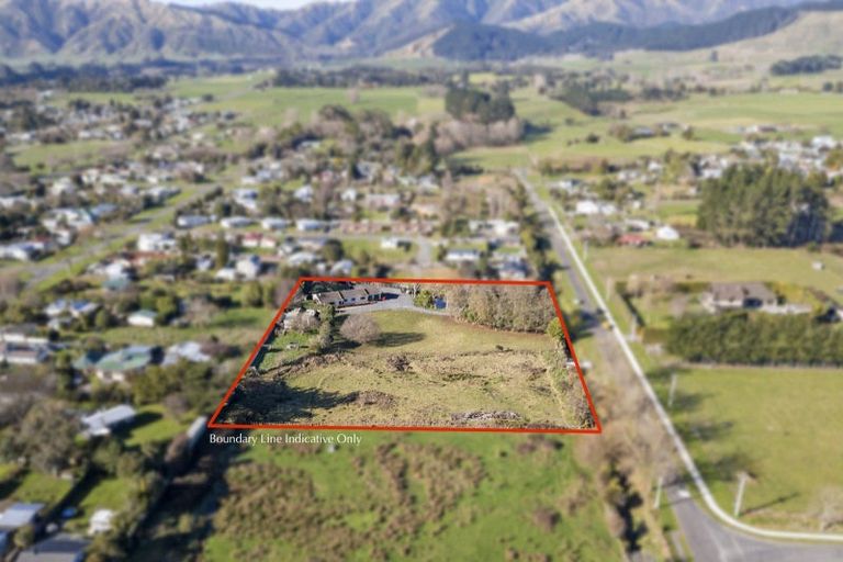 Photo of property in 1 Graham Street, Shannon, Levin, 4821
