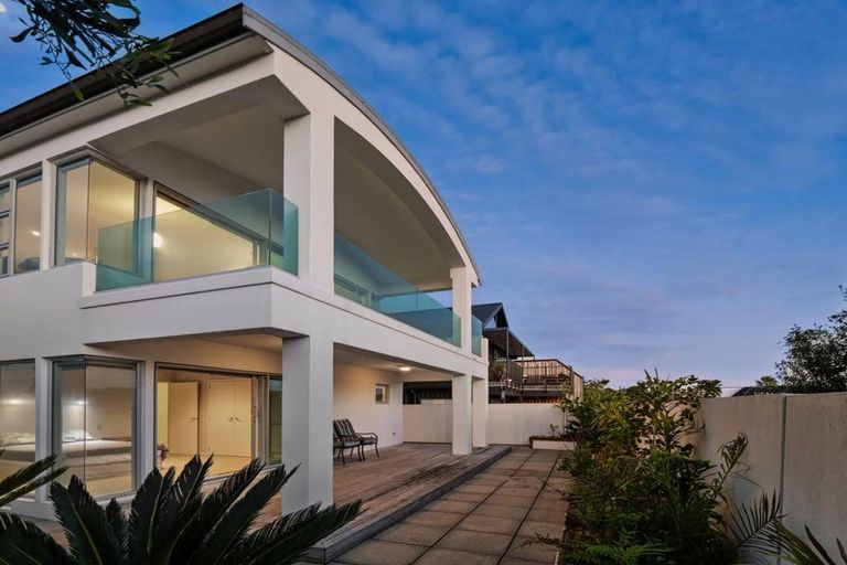 Photo of property in 22 Rita Street, Mount Maunganui, 3116