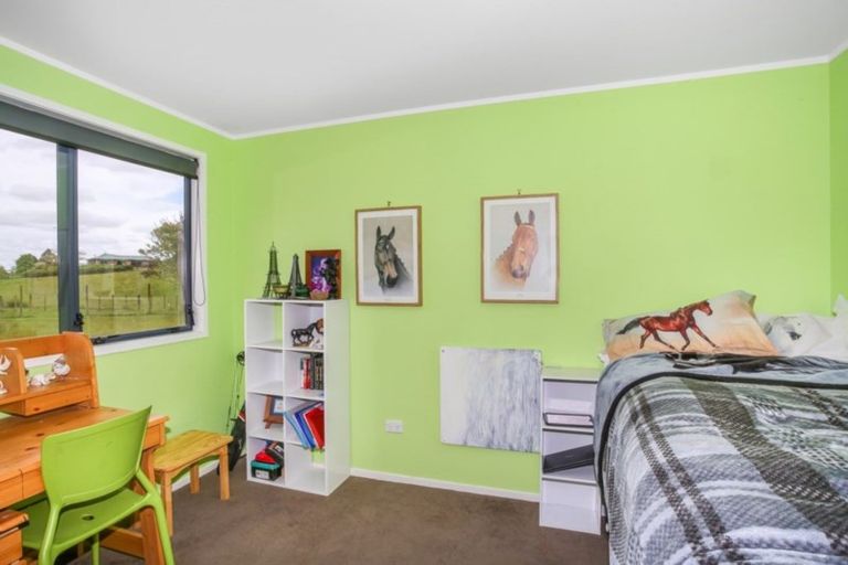 Photo of property in 266 Hart Road, Pukekohe, 2676