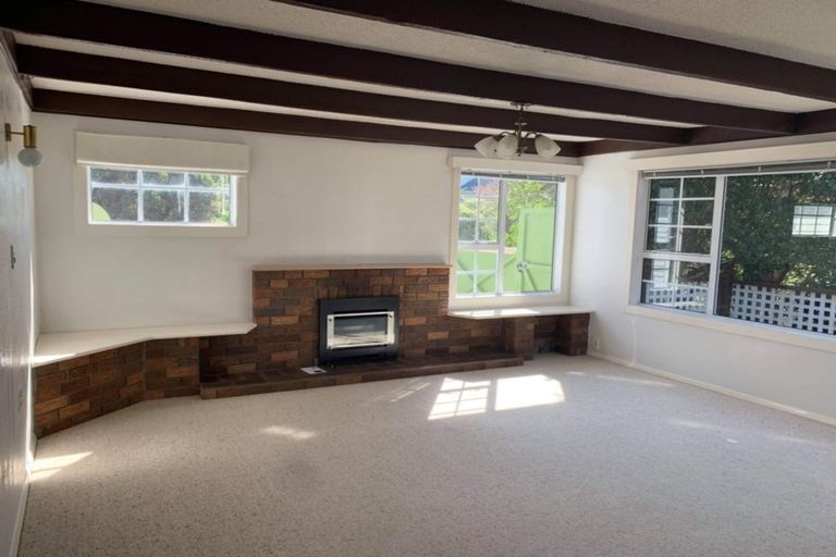 Photo of property in 93 Matatua Road, Raumati Beach, Paraparaumu, 5032