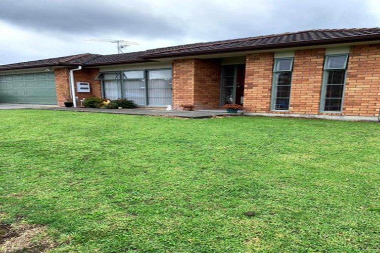 Photo of property in 31 Carrick Glen Avenue, Flat Bush, Auckland, 2019
