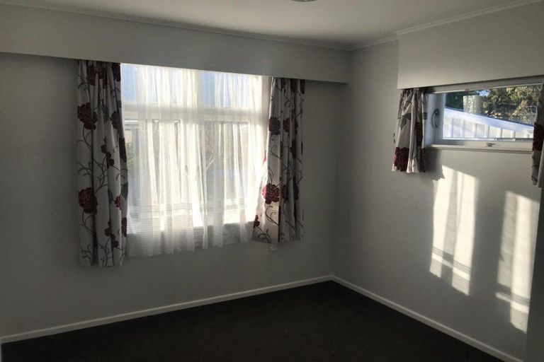 Photo of property in 1 Oaklea Avenue, Marton, 4710
