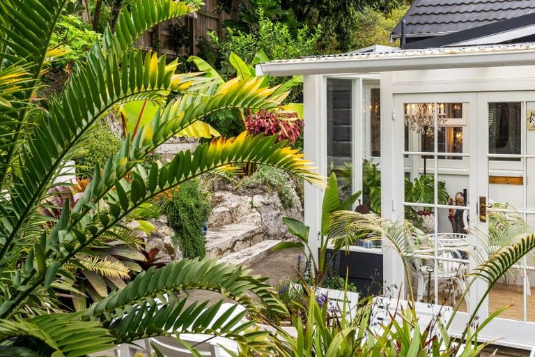 Photo of property in 21 Hornsey Road, Bluff Hill, Napier, 4110