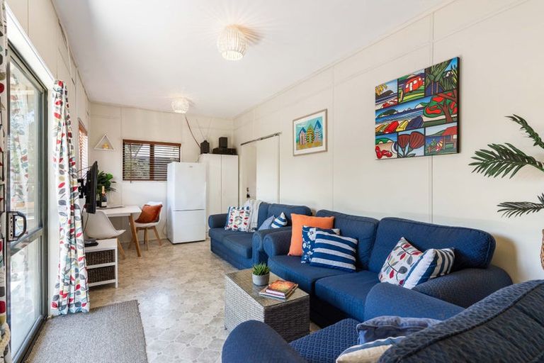 Photo of property in 19 Mccormick Place, Pauanui, Hikuai, 3579