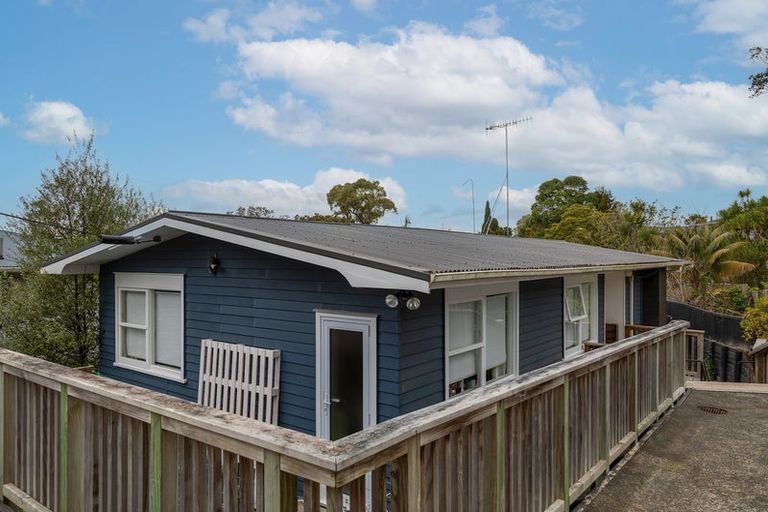 Photo of property in 190 Golf Road, Titirangi, Auckland, 0604