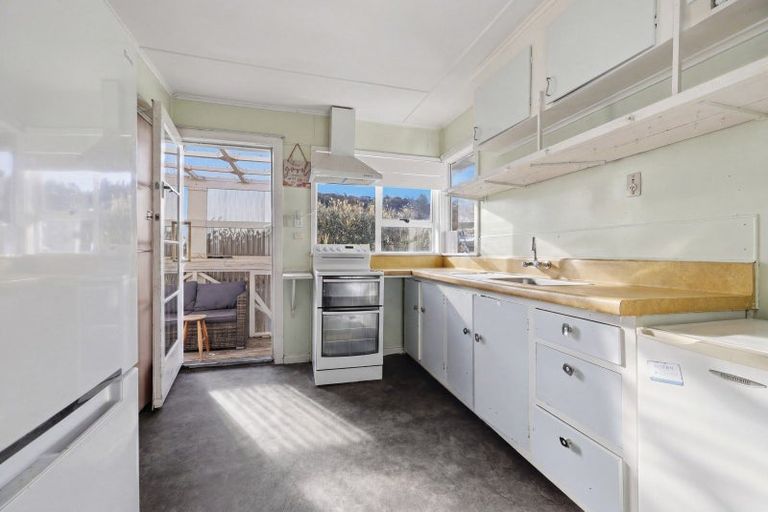Photo of property in 398 South Road, Caversham, Dunedin, 9012