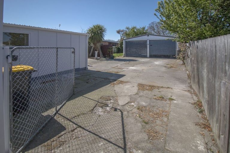 Photo of property in 92 Mackworth Street, Woolston, Christchurch, 8062