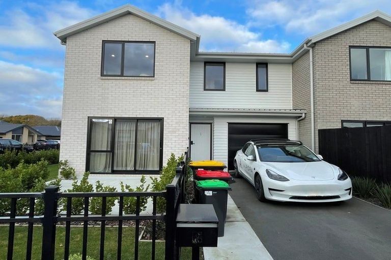 Photo of property in 11 Koral Lane, Broomfield, Christchurch, 8042