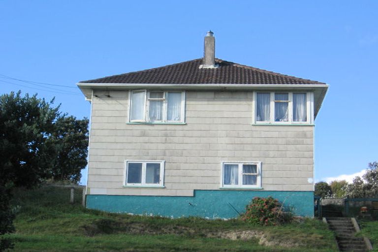 Photo of property in 15 Taupiri Crescent, Titahi Bay, Porirua, 5022