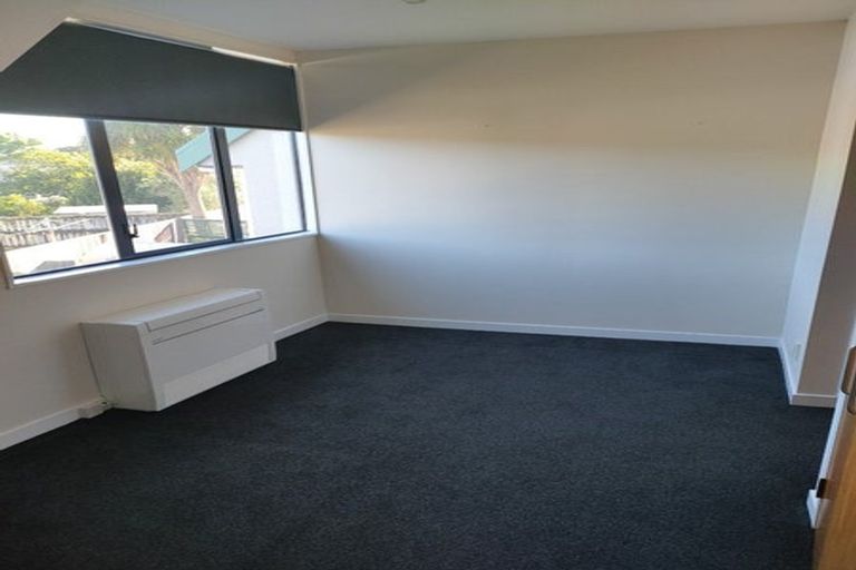 Photo of property in 17 Mcbain Grove, Avalon, Lower Hutt, 5011