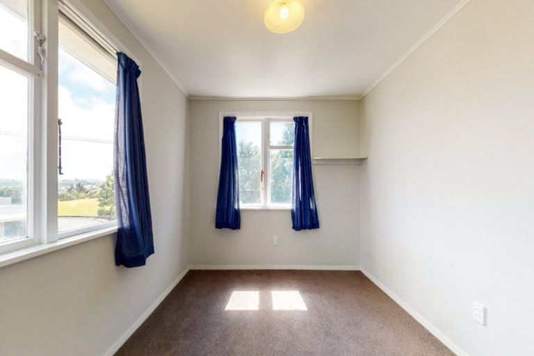 Photo of property in 195 Bedford Street, Cannons Creek, Porirua, 5024